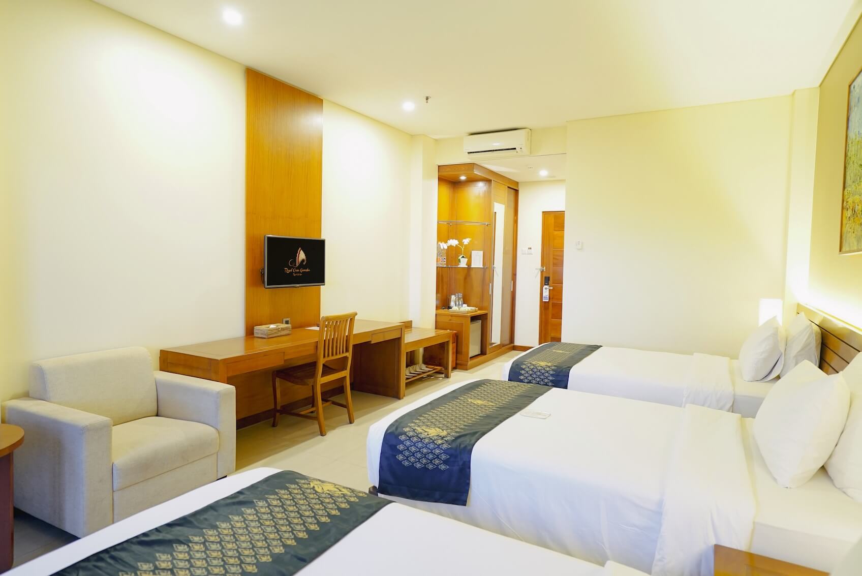 Deluxe Tripple Room3